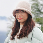 ½